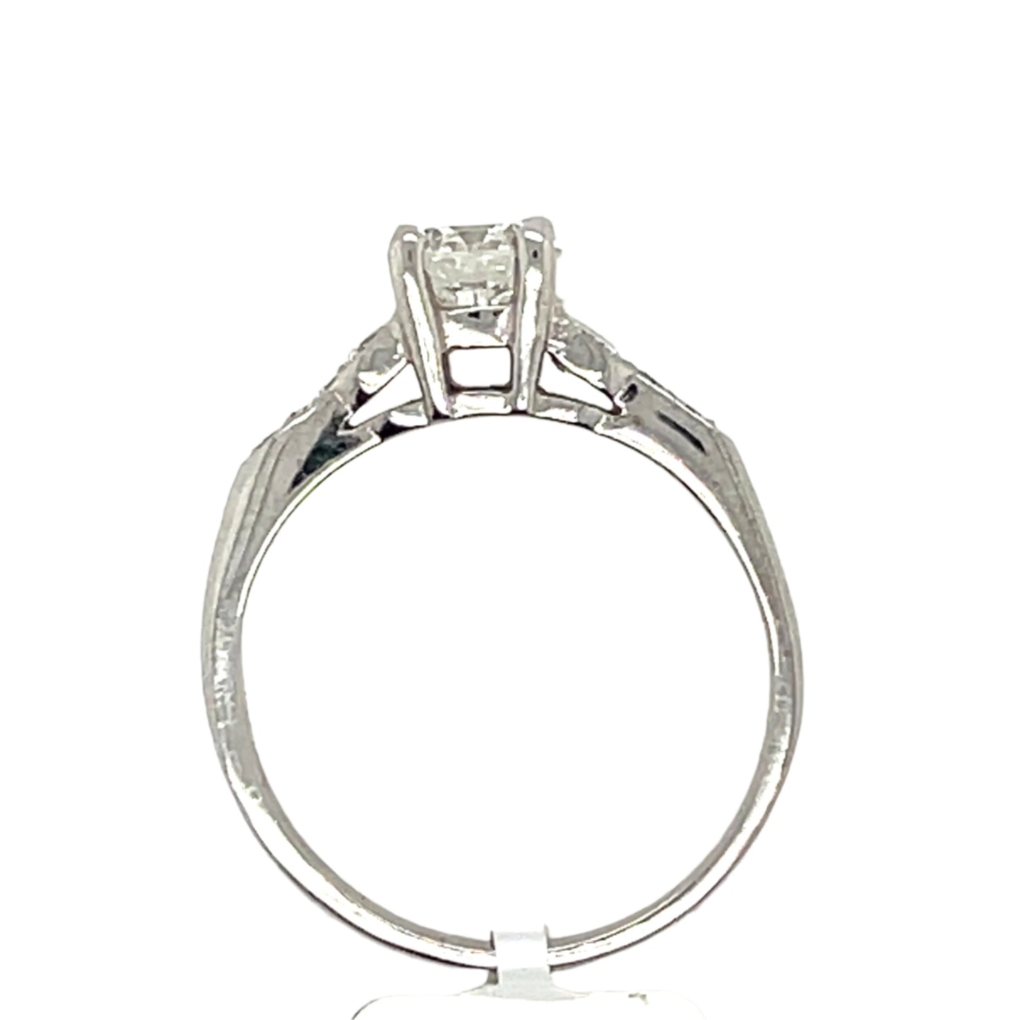 0.61 ct Round Diamond Engagement Ring