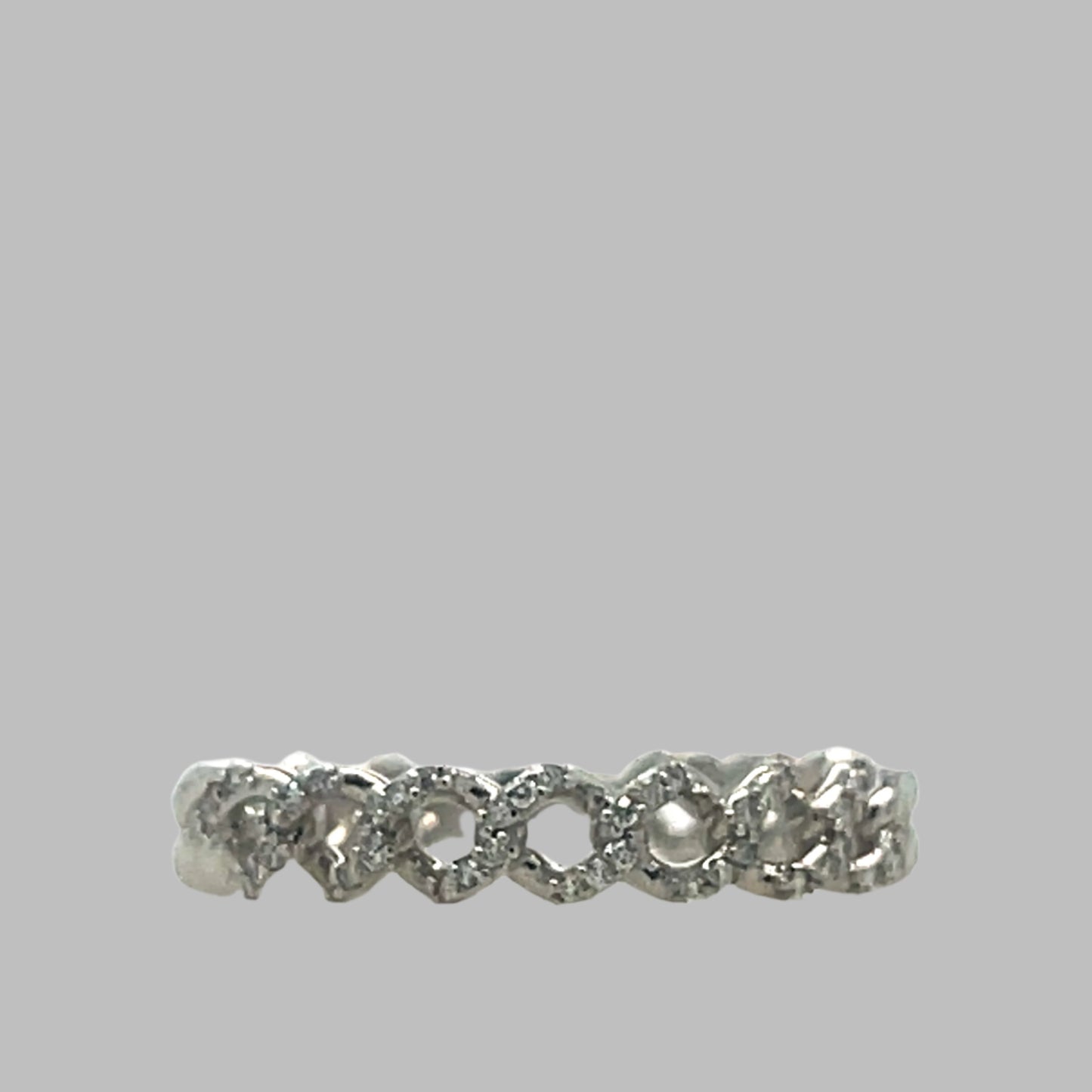 Chain wedding Band with Diamonds